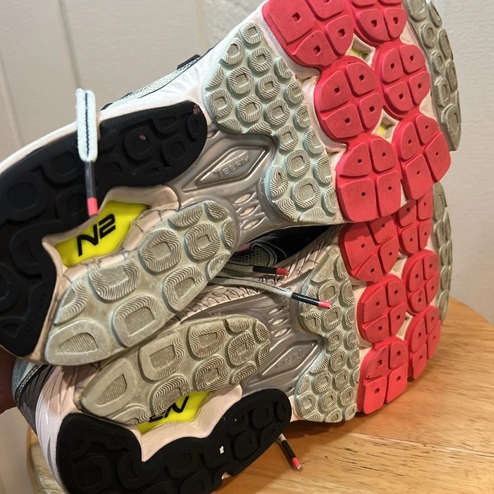 New Balance Women's W1260v6 Running Shoe